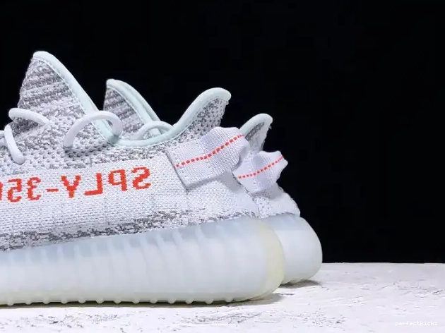 Yeezy B37571 Boost V2 Tint Blue Adidas 350 0520